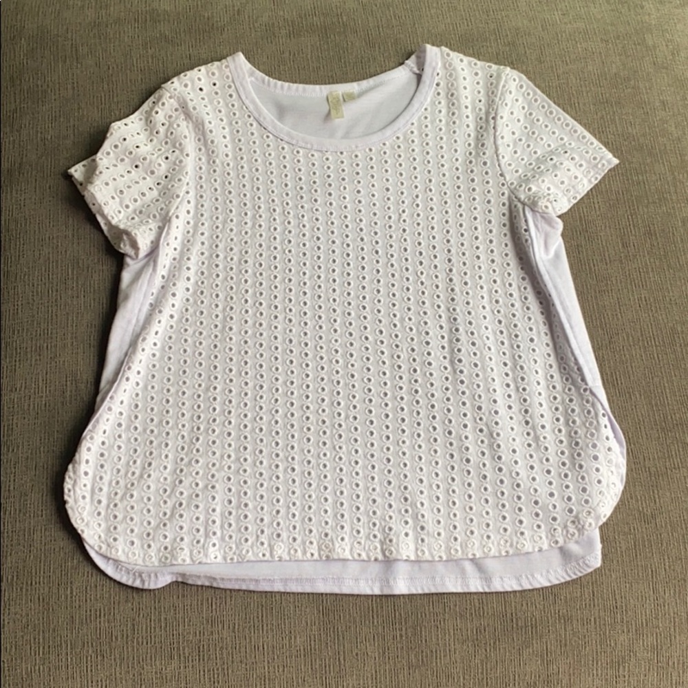 Cute white summer top!